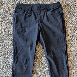 Lululemon ABC Pant Black Athletic Fit 32"
